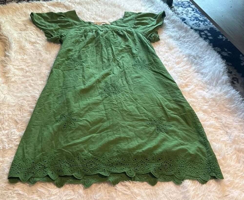 Max Studio Green Eyelet Embroidered‎ Scalloped Hem Dress